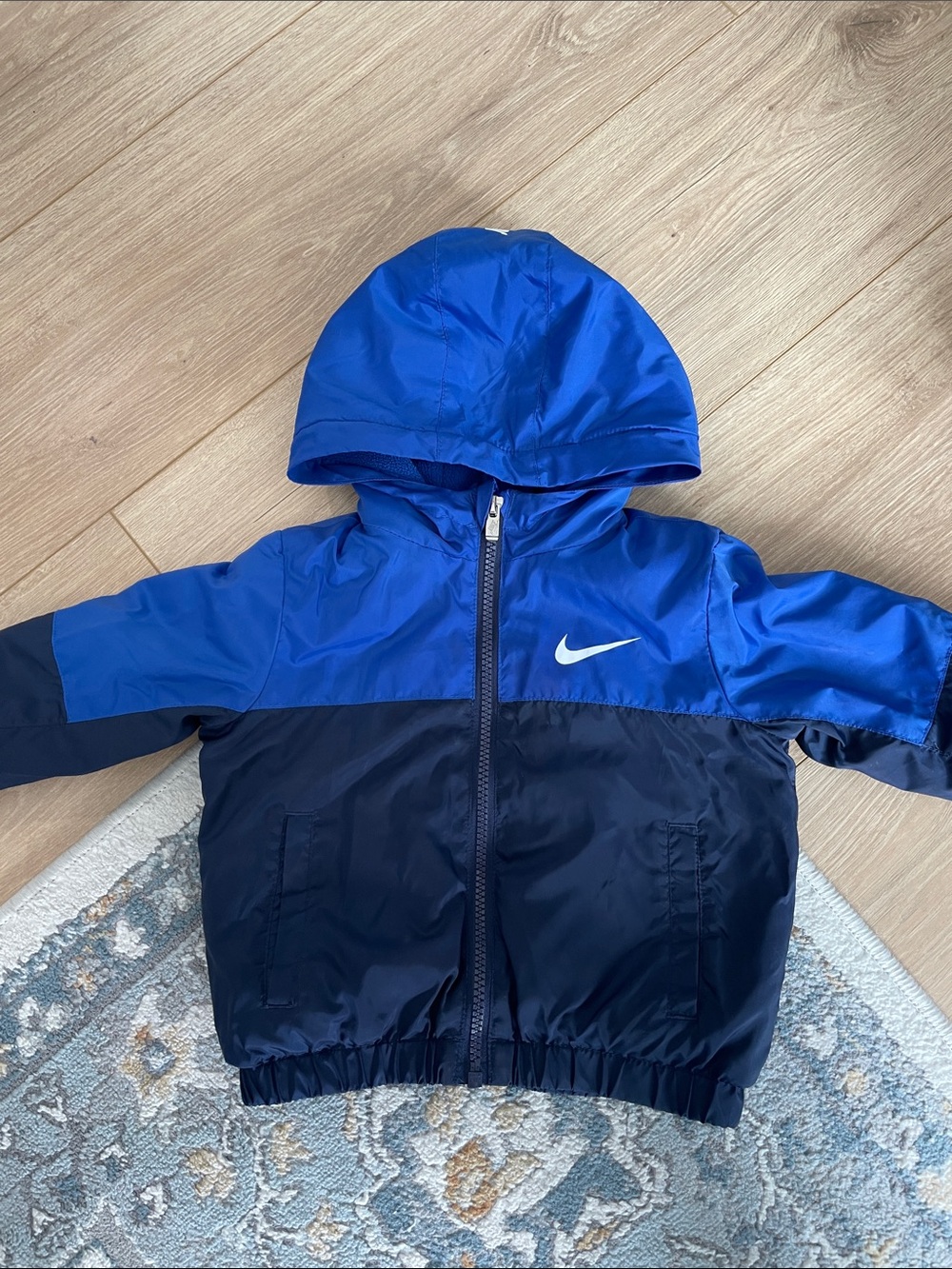 Nike Kids Blue & Navy Hooded windbreaker rain fleeced inside Jacket size 18m